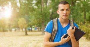 08132015_collegestudent